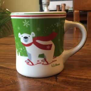LL Bean LLBean Coffee Mug Winter Cute Polar Bear w/ red scarf Holiday 2011